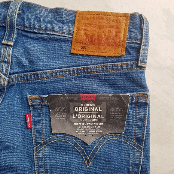 Brand New Women's Levi's Jeans Size 25 - Picture 3 of 4